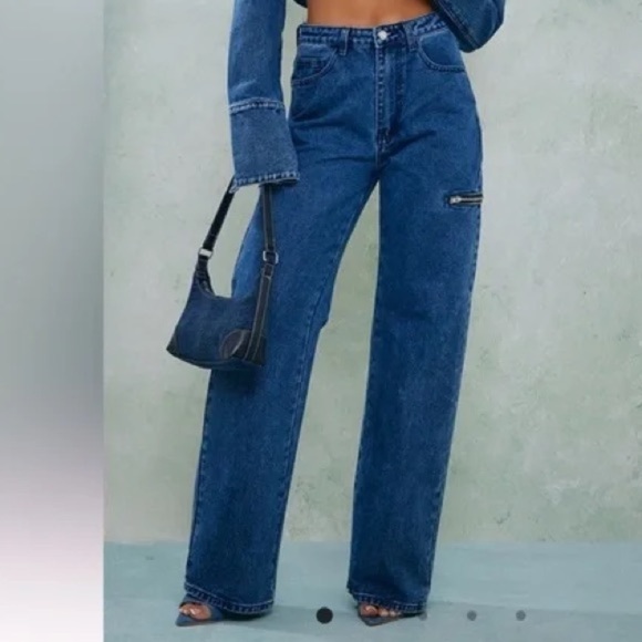 Pretty Little Things Thigh Zip Detail Straight‎ Leg Jeans Size 8 NWT Medium Wash - Picture 3 of 16